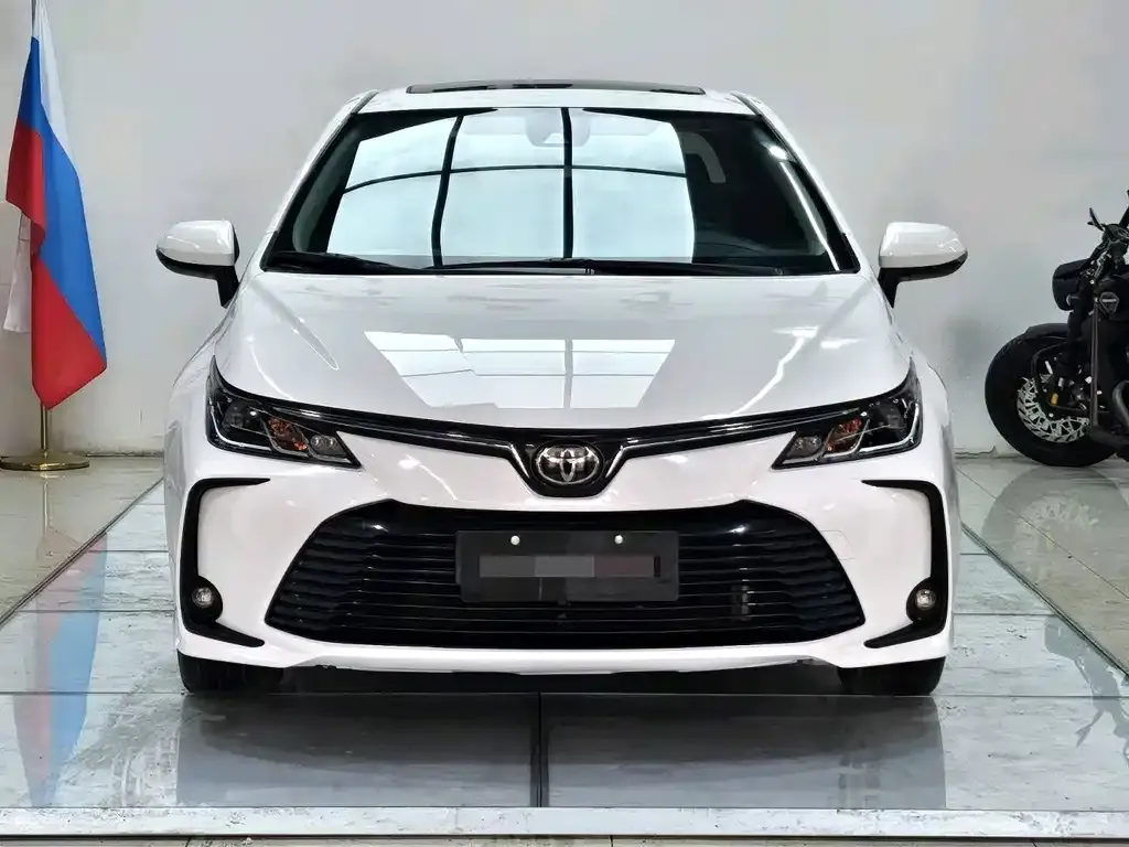 Toyota Corolla — фото 3
