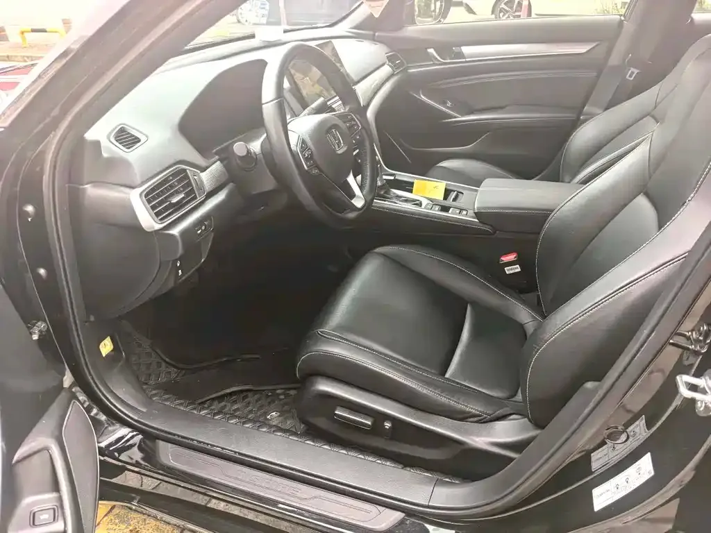 Honda Inspire 2023 из CN, фото 10