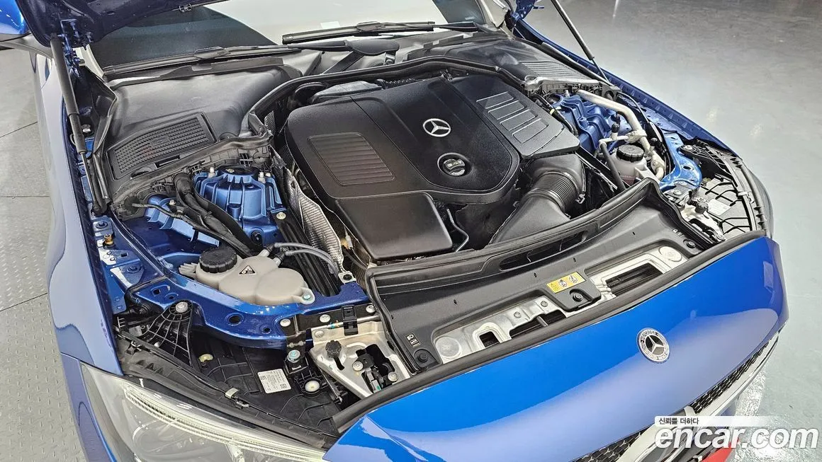 Mercedes-Benz C-Class 2023 из KR, фото 9