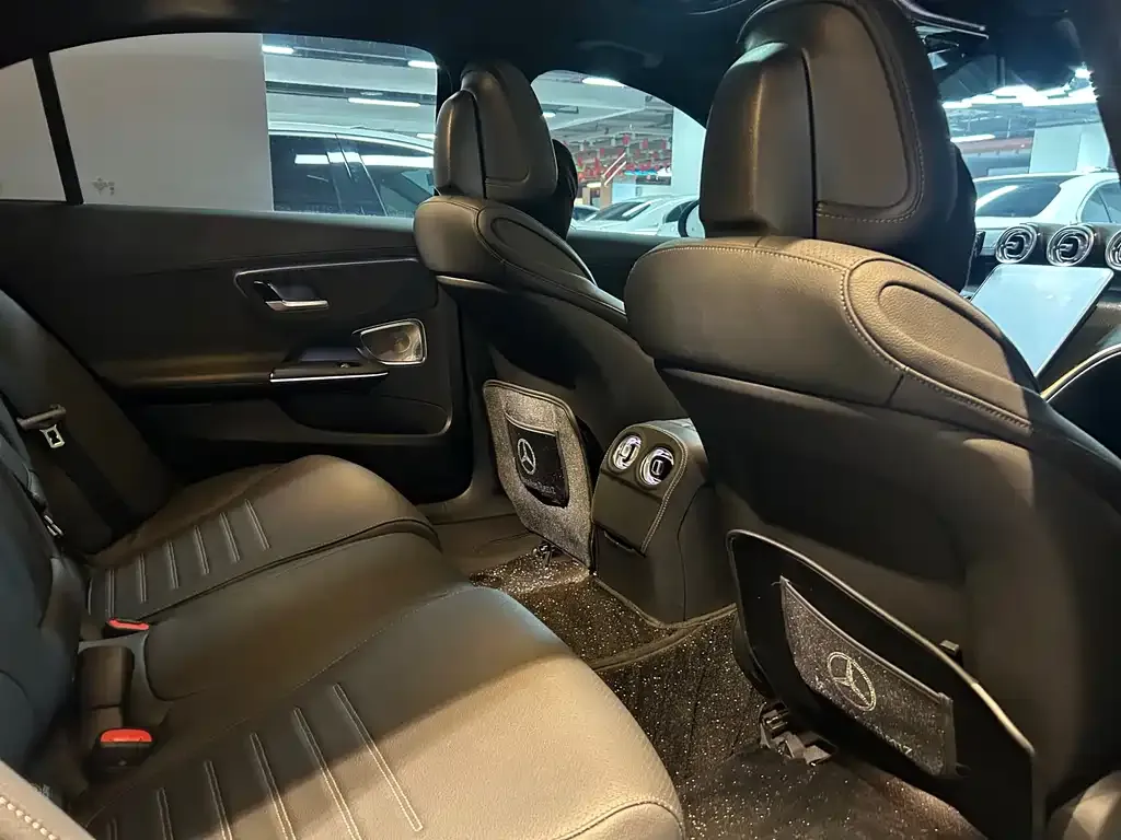Mercedes-Benz C-Class 2024 из CN, фото 7