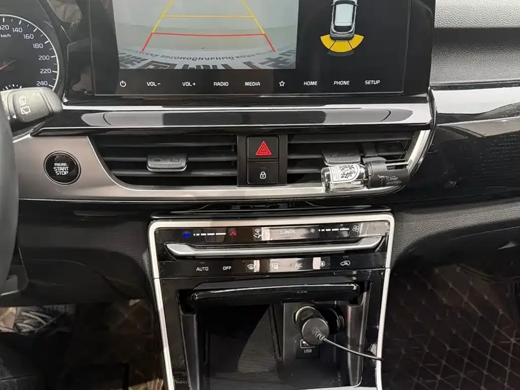 Kia KX3 — фото 4