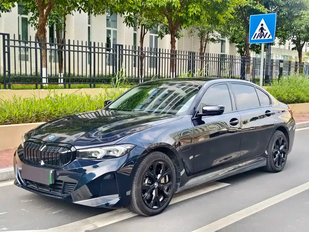 BMW i3 — фото 1