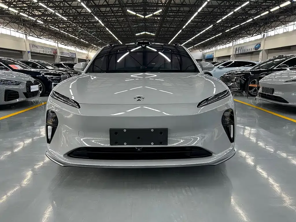 NIO ET5T — фото 6