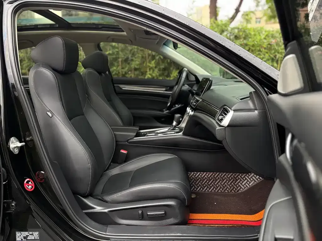 Honda Accord — фото 5
