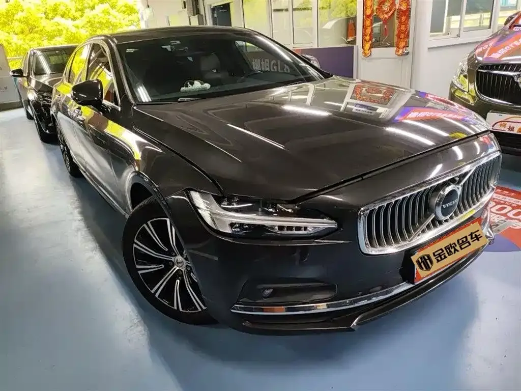 Volvo S90 — фото 3