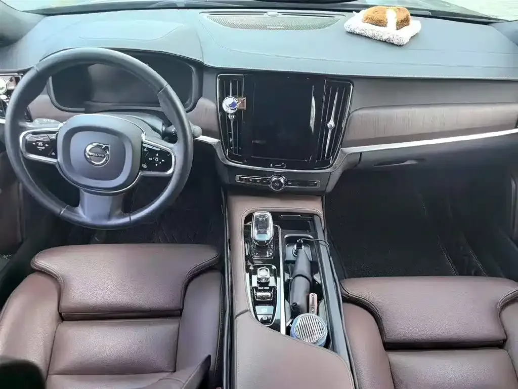 Volvo S90 — фото 7