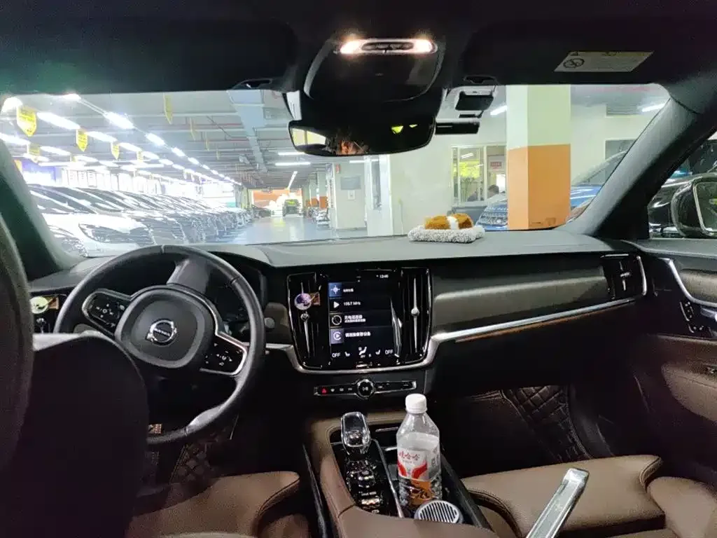 Volvo S90 — фото 2