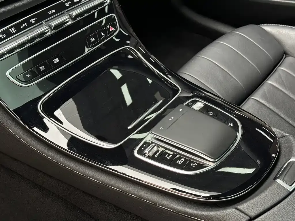 Mercedes-Benz E-Class (Import) — фото 8