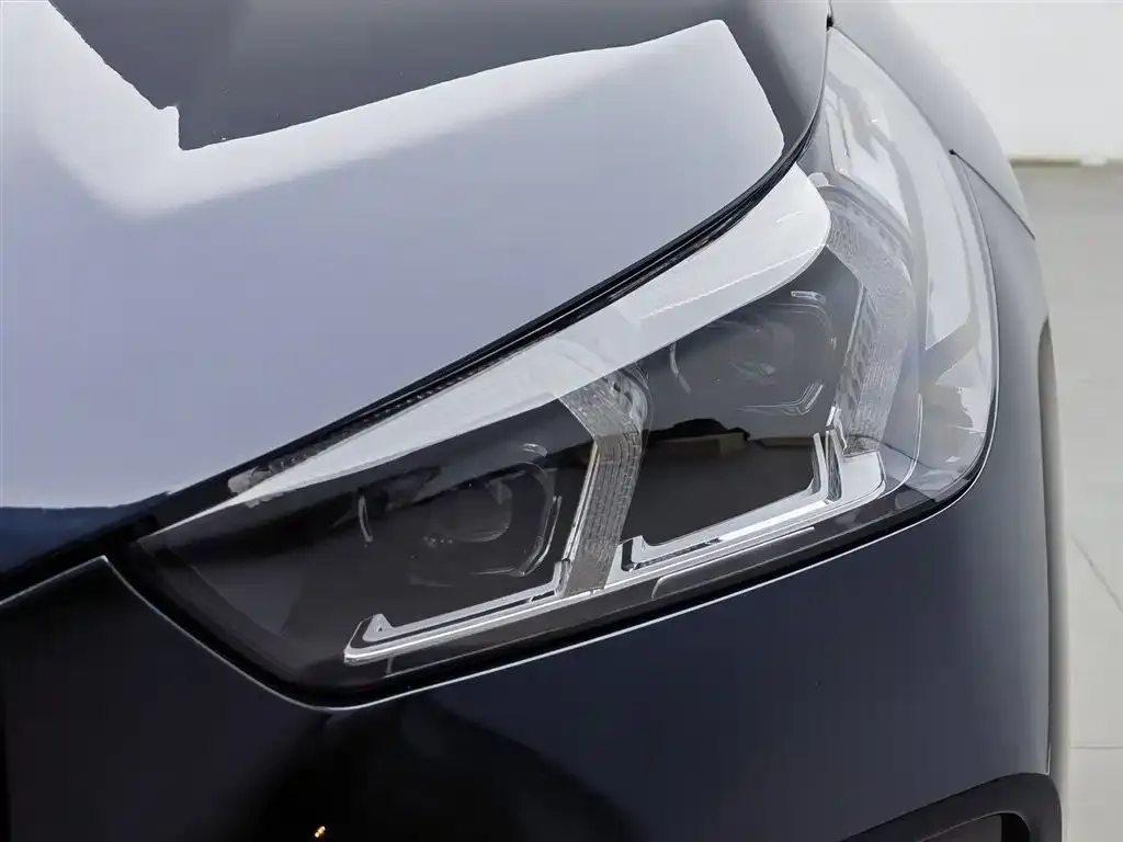 BMW X1 2024 из CN, фото 3