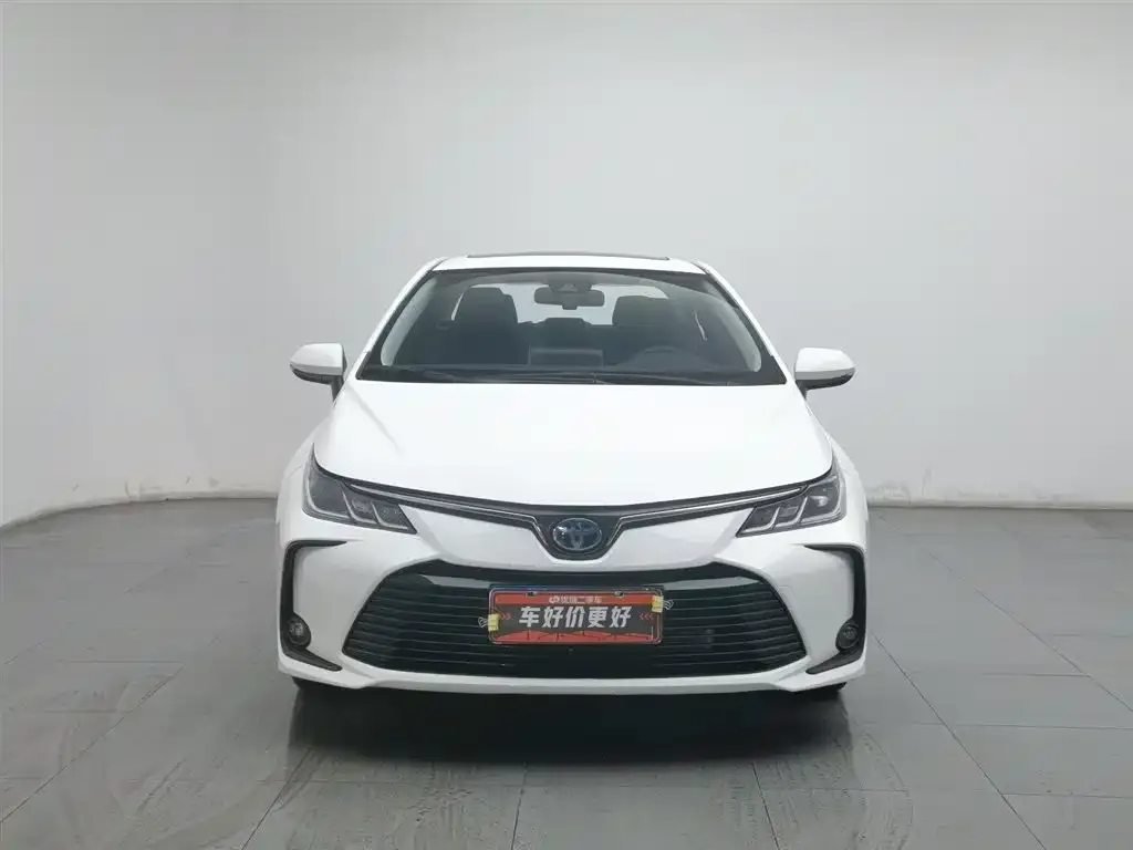 Toyota Corolla — фото 2