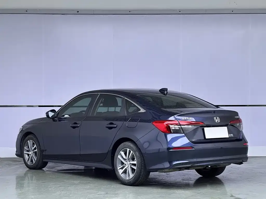 Honda Civic — фото 9
