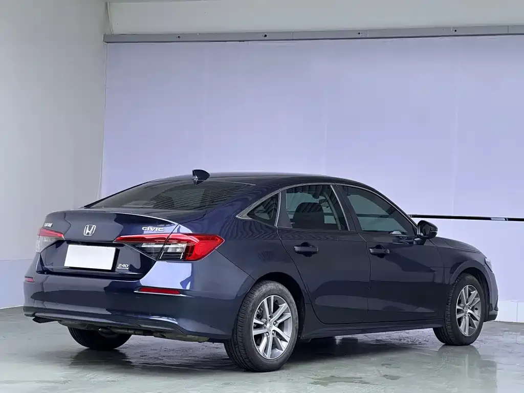 Honda Civic — фото 8