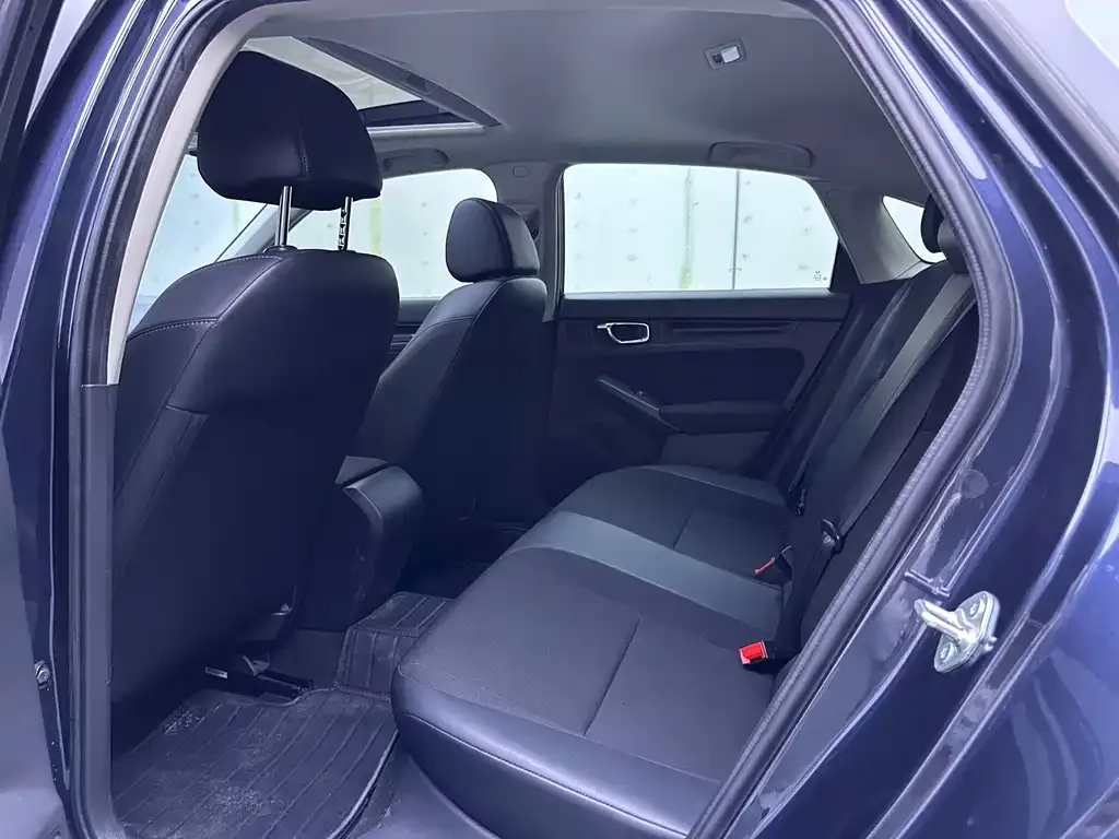 Honda Civic — фото 10