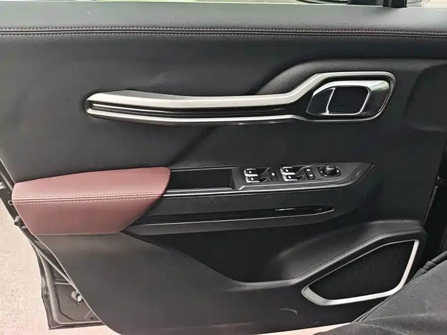 Geely Haoyue 2022 из CN, фото 2
