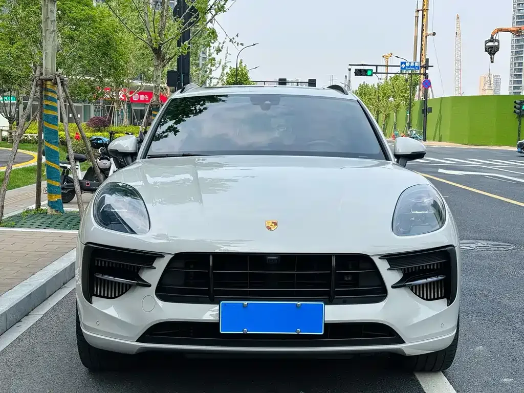 Porsche Macan — фото 10
