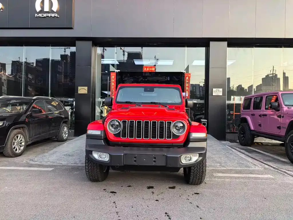Jeep Wrangler — фото 7