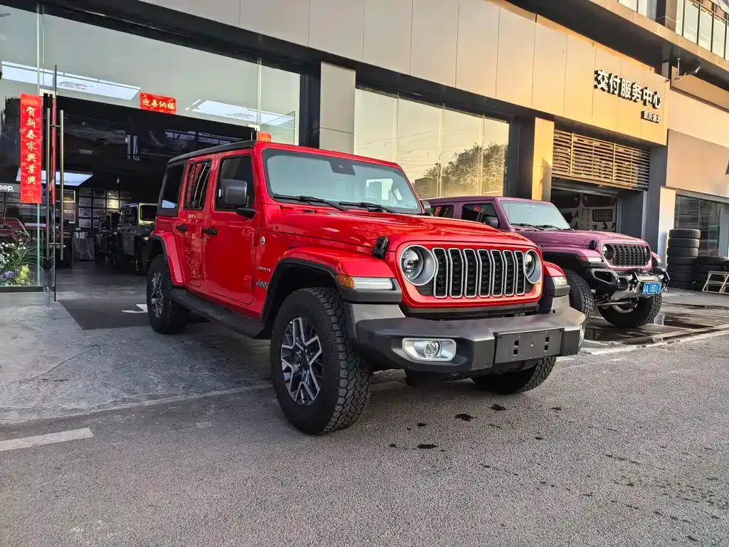 Jeep Wrangler — фото 9