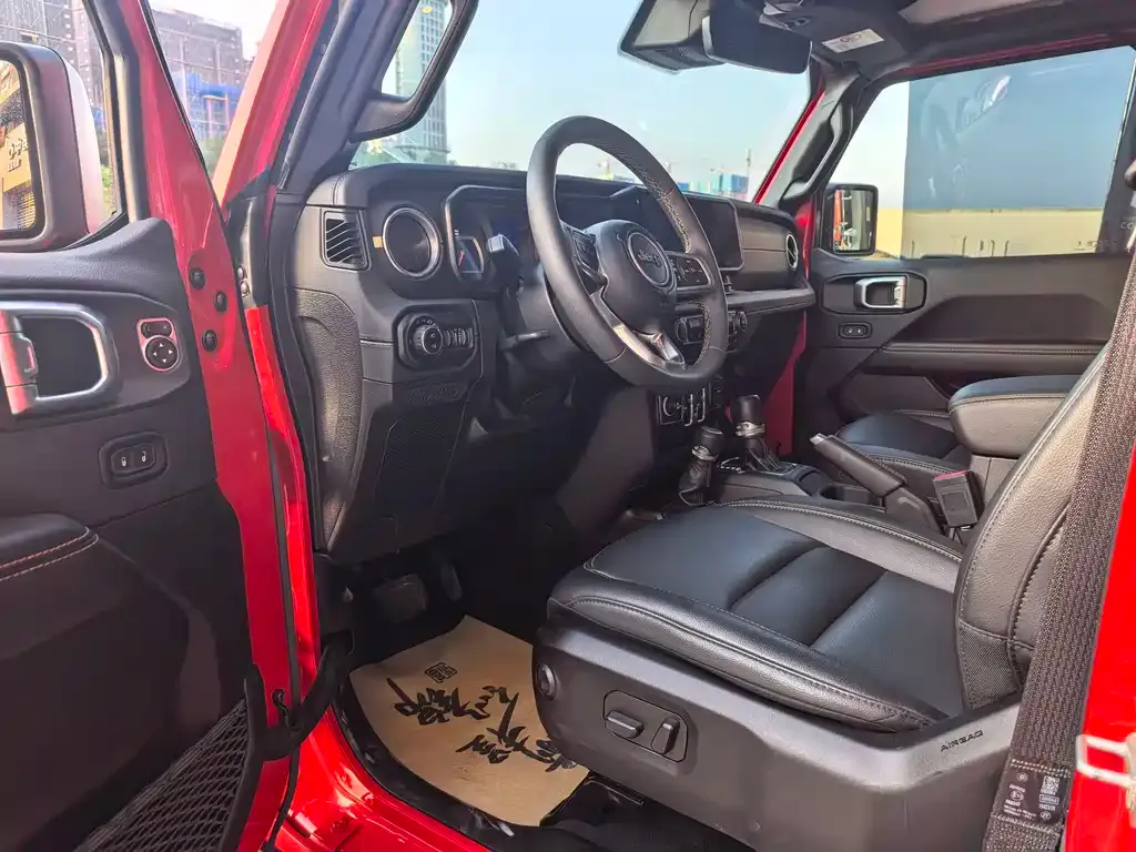Jeep Wrangler — фото 4