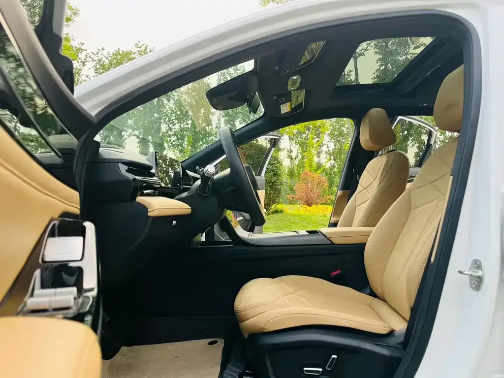 Geely Galaxy L6 2024 из CN, фото 4