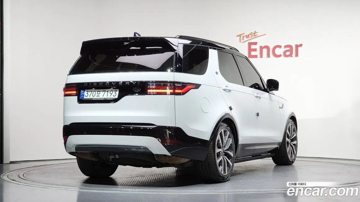 Land Rover Discovery 2023 из KR, фото 3