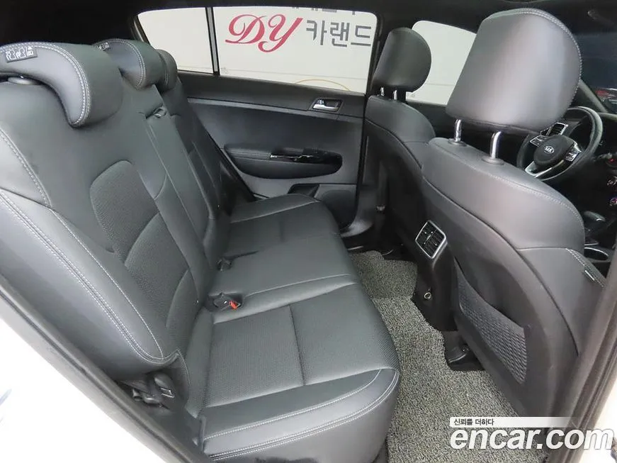 Kia Sportage — фото 9