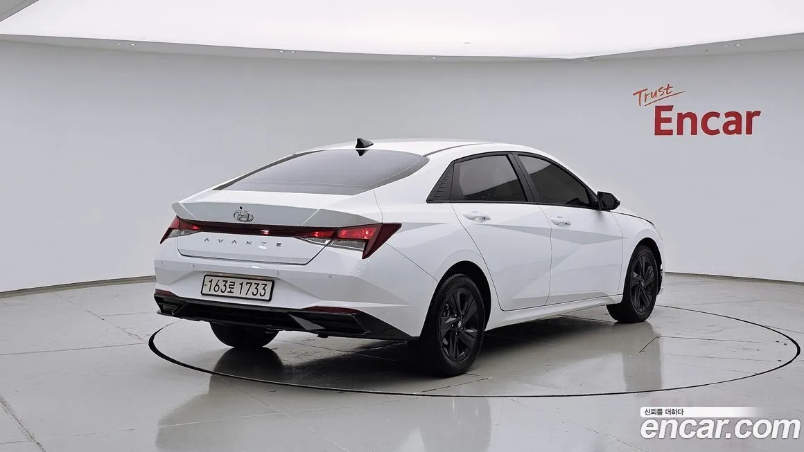 Hyundai AVANTE — фото 4