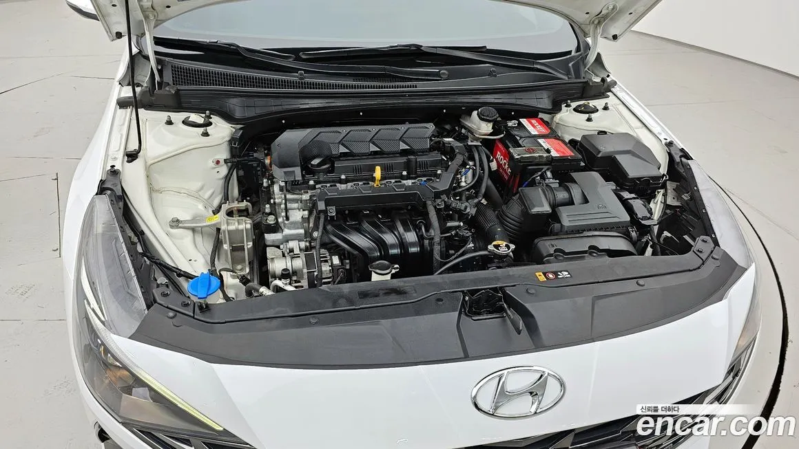 Hyundai AVANTE — фото 10