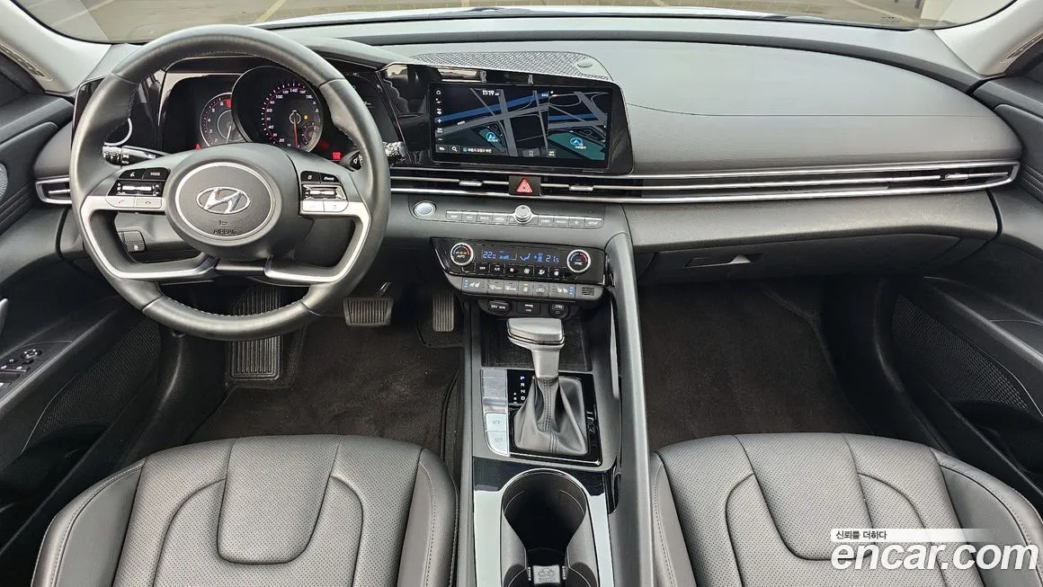 Hyundai AVANTE — фото 8
