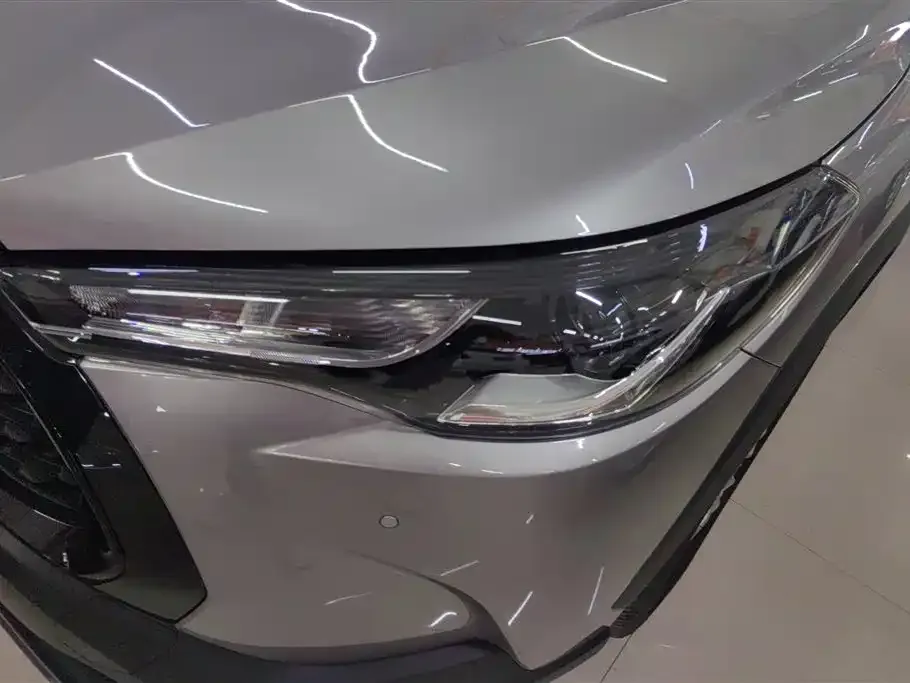 Toyota Corolla Cross — фото 3