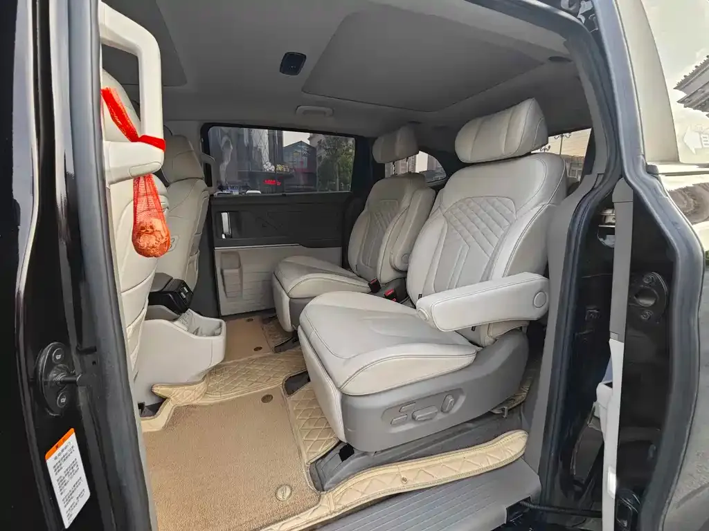 Hyundai Custo — фото 3