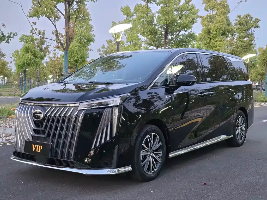 GAC Motor Trumpchi M8 — фото 1