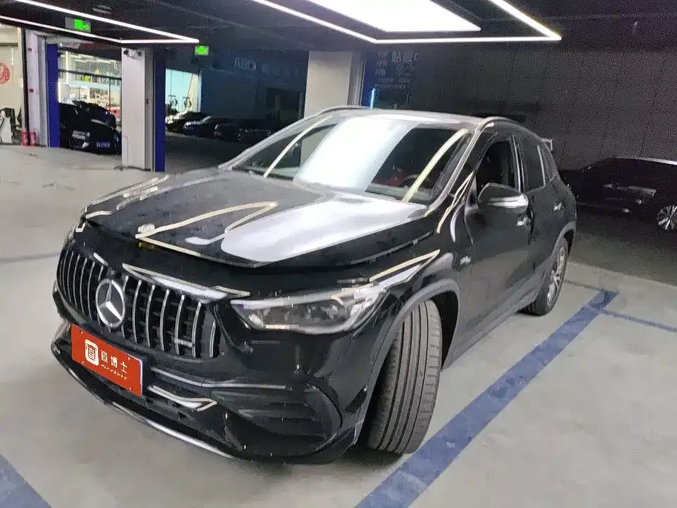 Mercedes-Benz GLA AMG