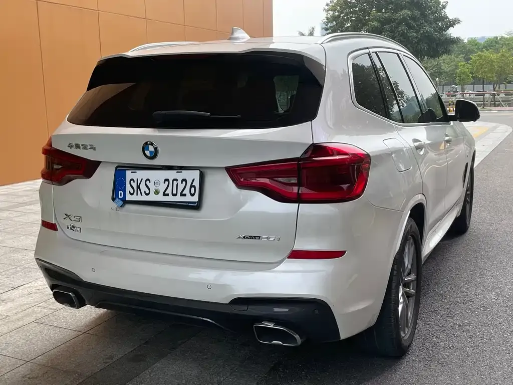 BMW X3 — фото 3