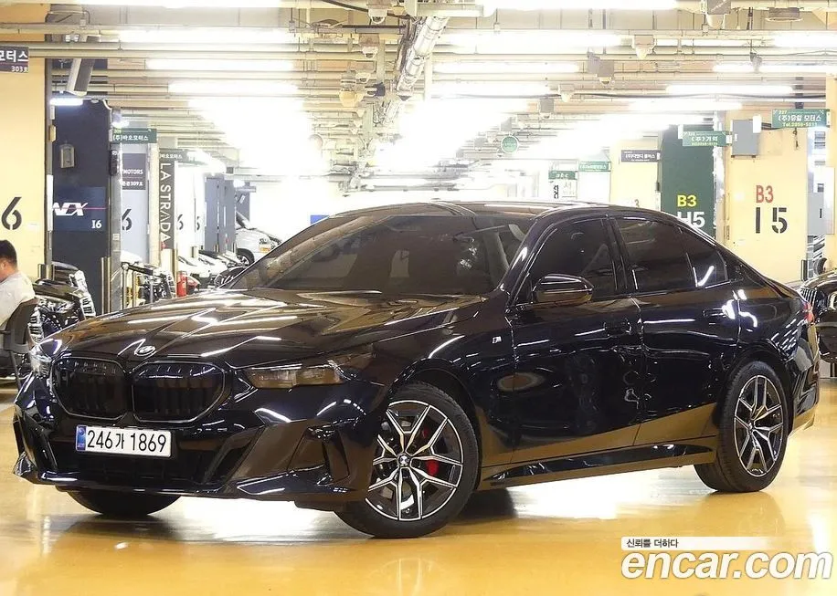 BMW 5-Series
