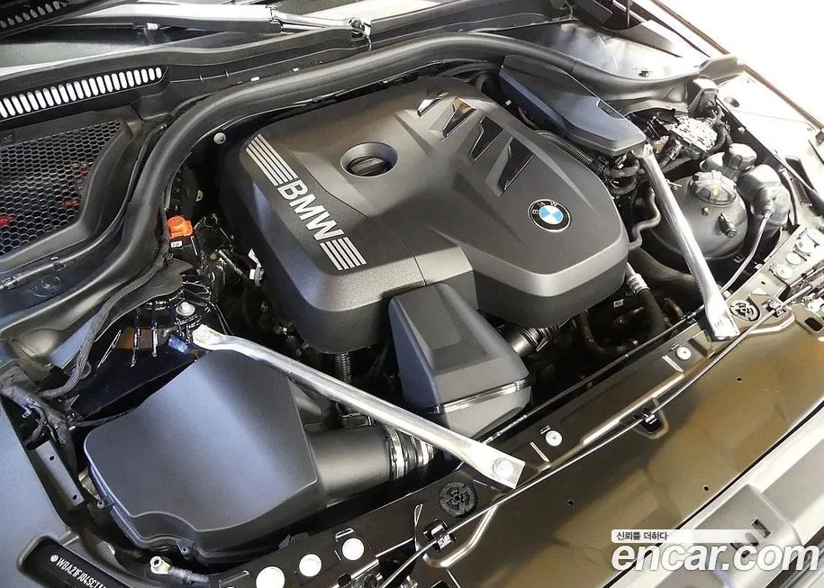 BMW 5-Series 2025 из KR, фото 4