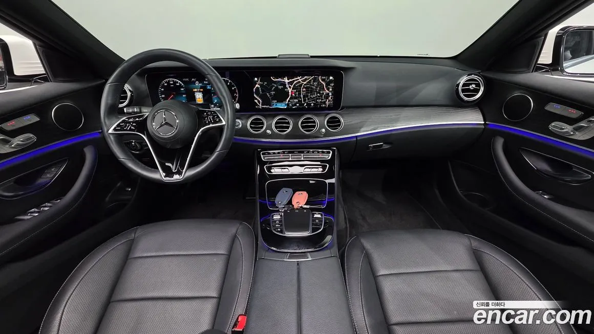 Mercedes-Benz E-Class — фото 10