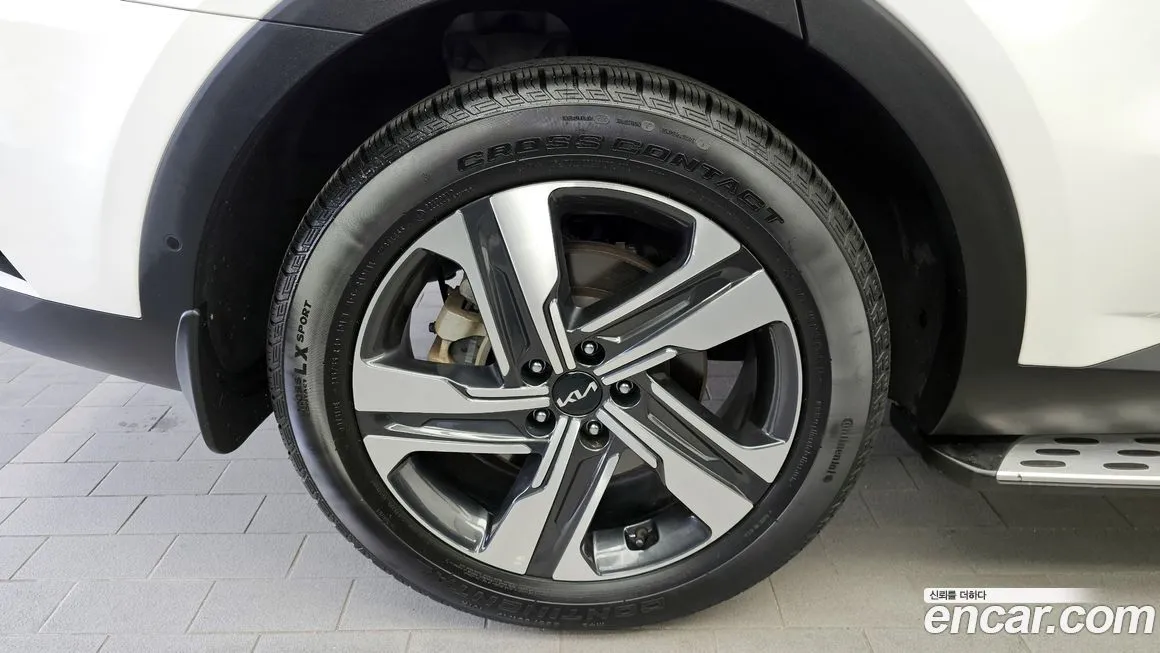 Kia Sorento — фото 10