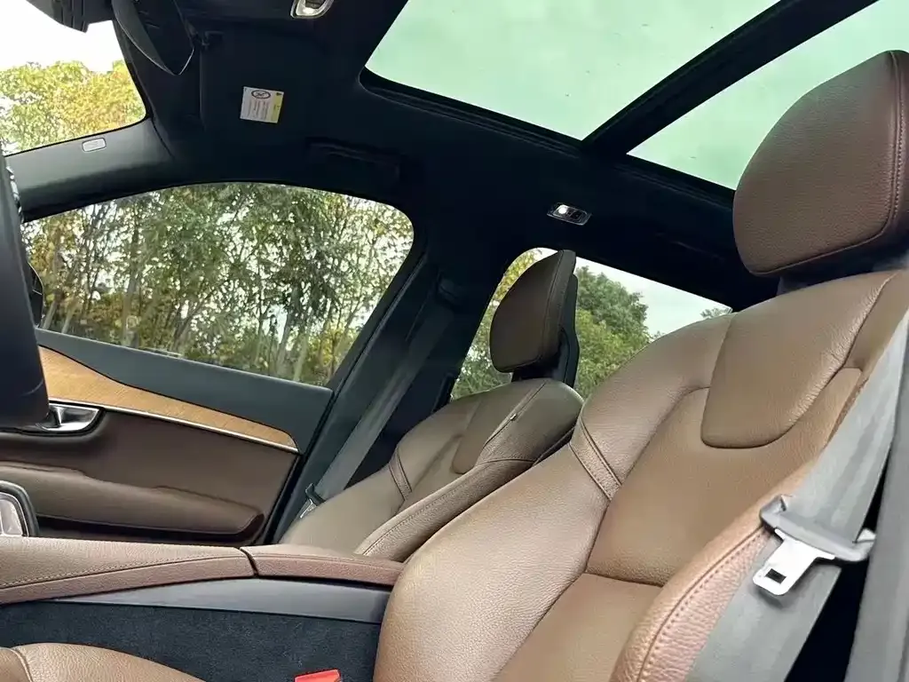 Volvo XC90 2022 из CN, фото 6