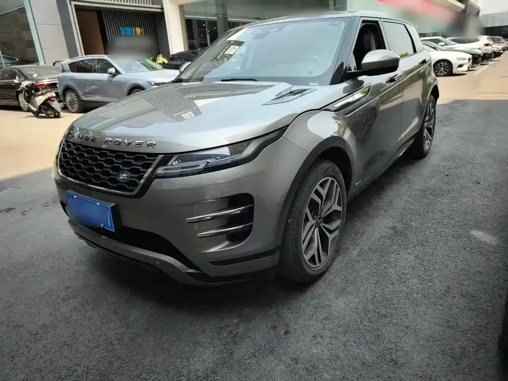 Land Rover Evoque — фото 1