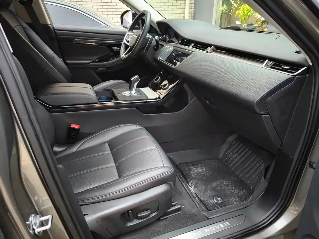 Land Rover Evoque — фото 10