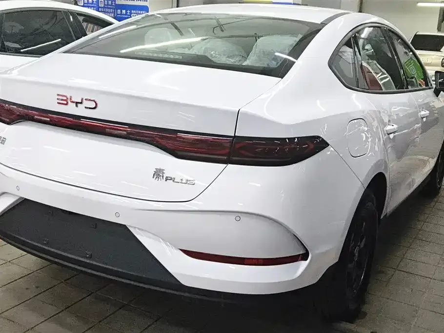 BYD Qin PLUS — фото 10