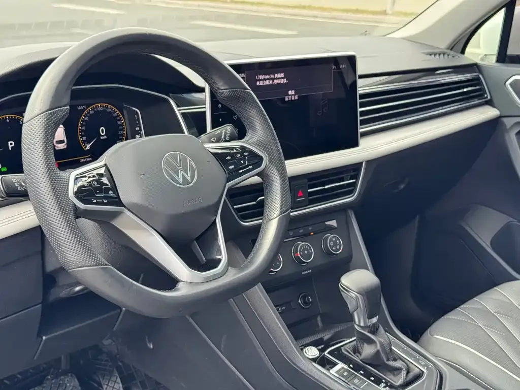 Volkswagen Tiguan L 2022 из CN, фото 10