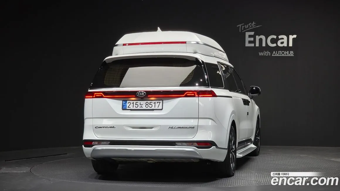 Kia Carnival — фото 10