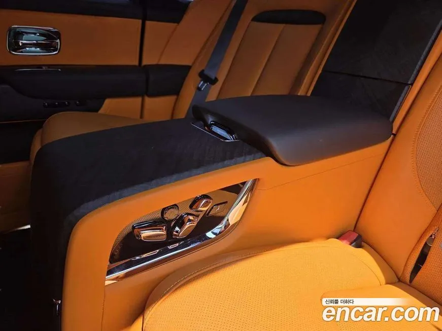 Rolls-Royce Cullinan 2022 из KR, фото 5