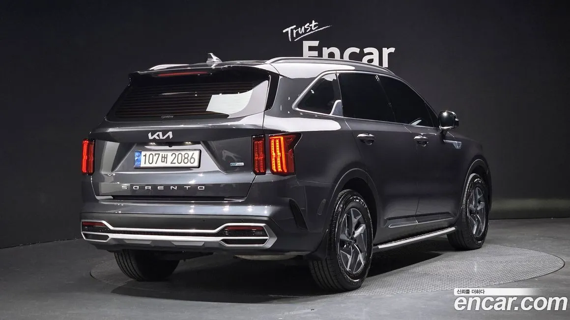 Kia Sorento — фото 4