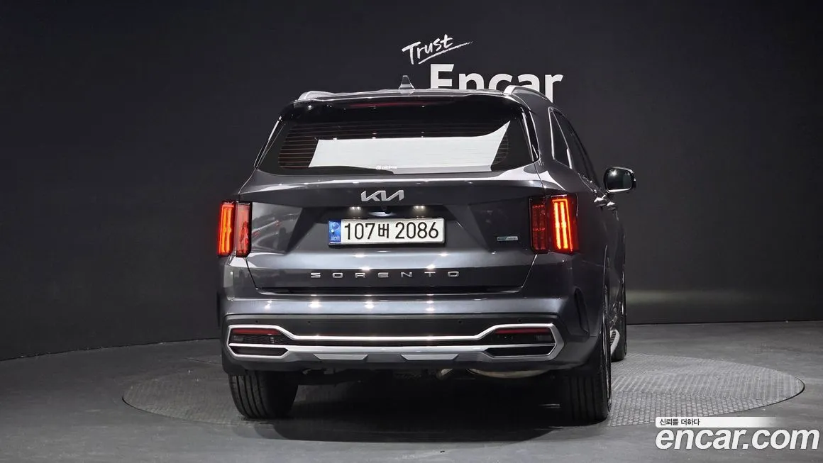 Kia Sorento — фото 3