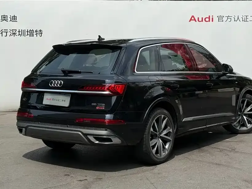 Audi Q7 — фото 2