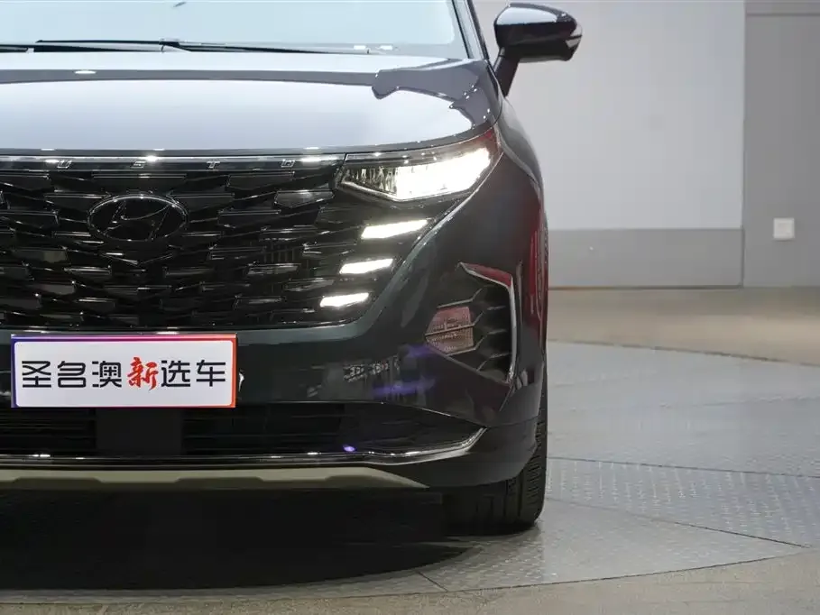 Hyundai Custo — фото 10