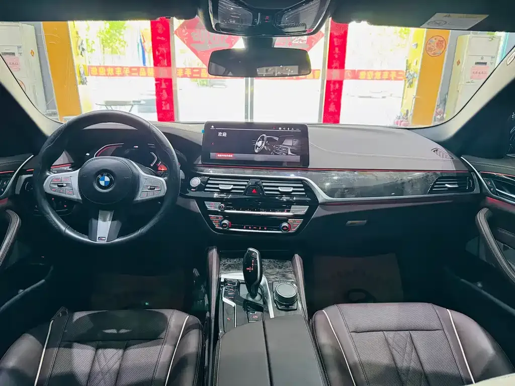 BMW 5 Series — фото 4