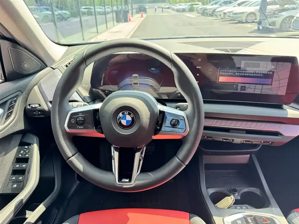 BMW 2 Series 2025 из CN, фото 10